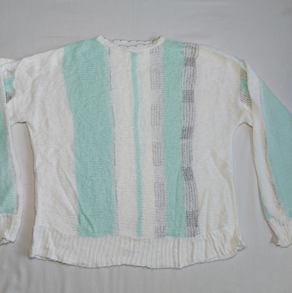 Vintage 80s Womens Lightweight Knit Sweater White Green Silver, Large